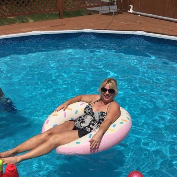 Meet your Posher, Jeanie - Picture 1 of 1